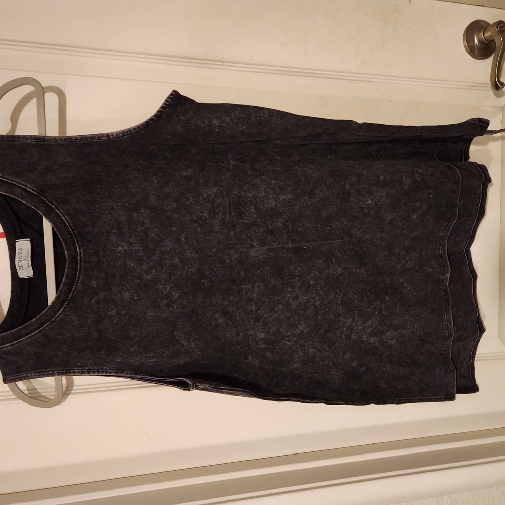 Black Sleeveless Top